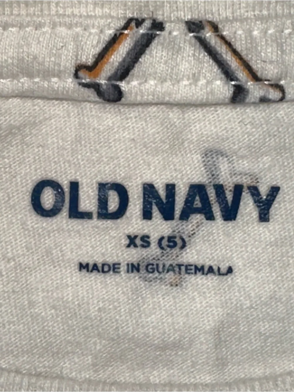 Old Navy White Short Sleeve Tee with Black & Tan Skull Print